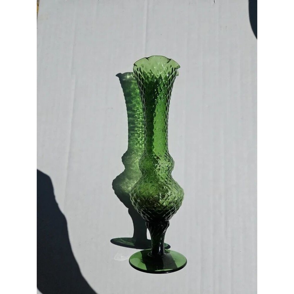 Delicate Avocado Green Hobnail Swung Bud Vase RARE